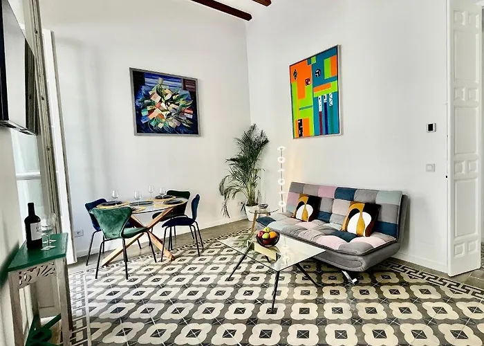 Picasso\'S Tres Puertas 4 Bedrooms